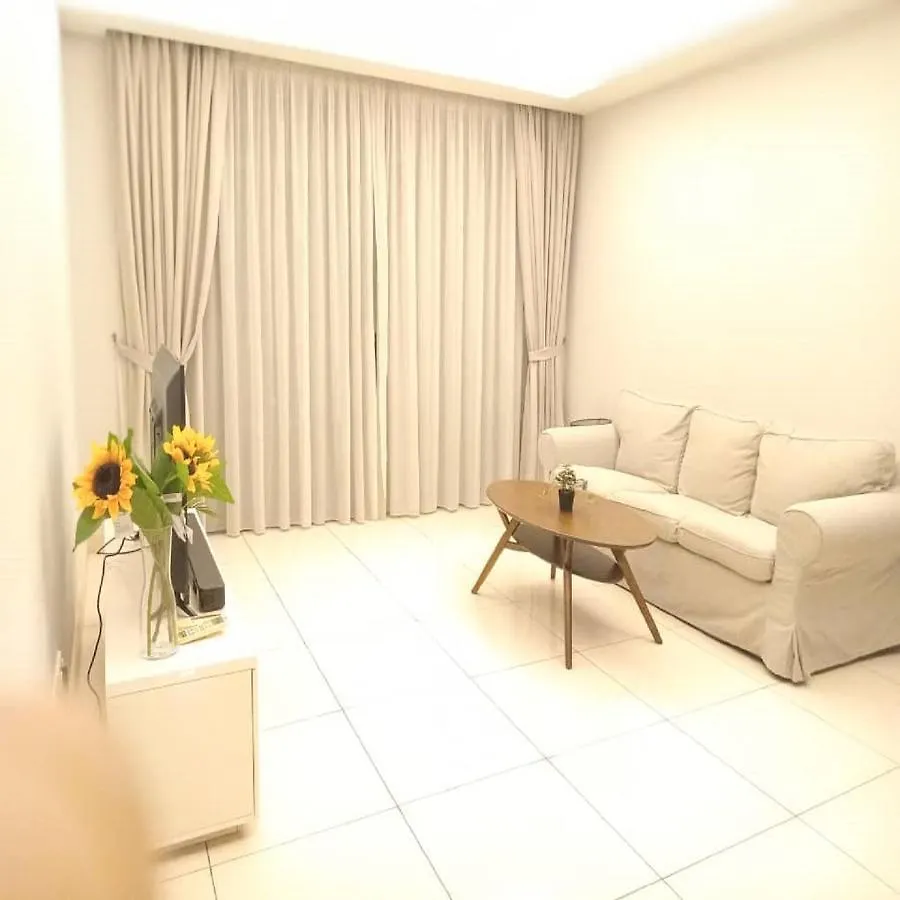 דירה קואלה לומפור Suasana Suites Klcc By Grand Royal