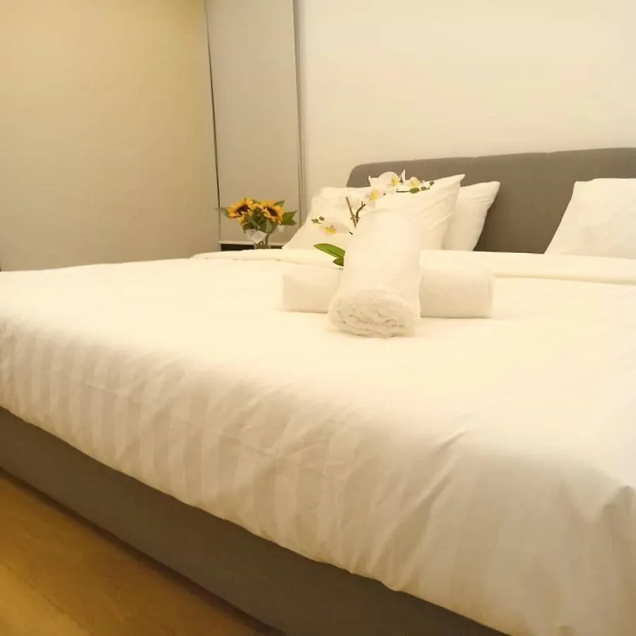 קואלה לומפור Suasana Suites Klcc By Grand Royal דירה